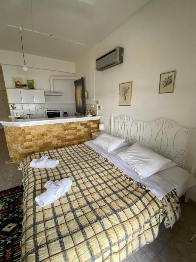 Δωματια Ξανθουλα Xanthoyla Rooms อมาเลียโปลิ ภายนอก รูปภาพ